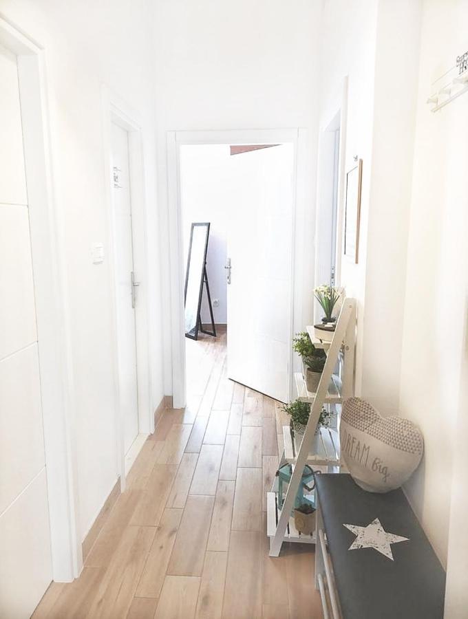 Split Centre Lex Apartment Ngoại thất bức ảnh